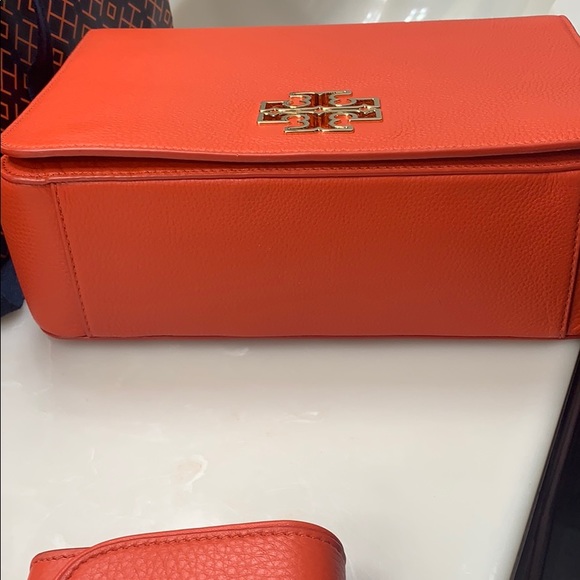NWT Tory Burch Multi-way shoulder bag and wallet - Picture 4 of 8